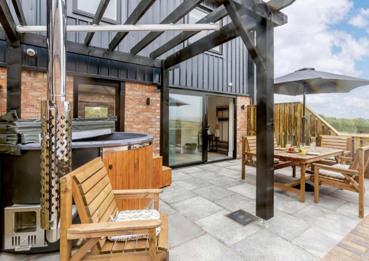 Fawn Cottage Disabled Adapted 3 Bedroom Hot Tub Coughton Zewnętrze zdjęcie