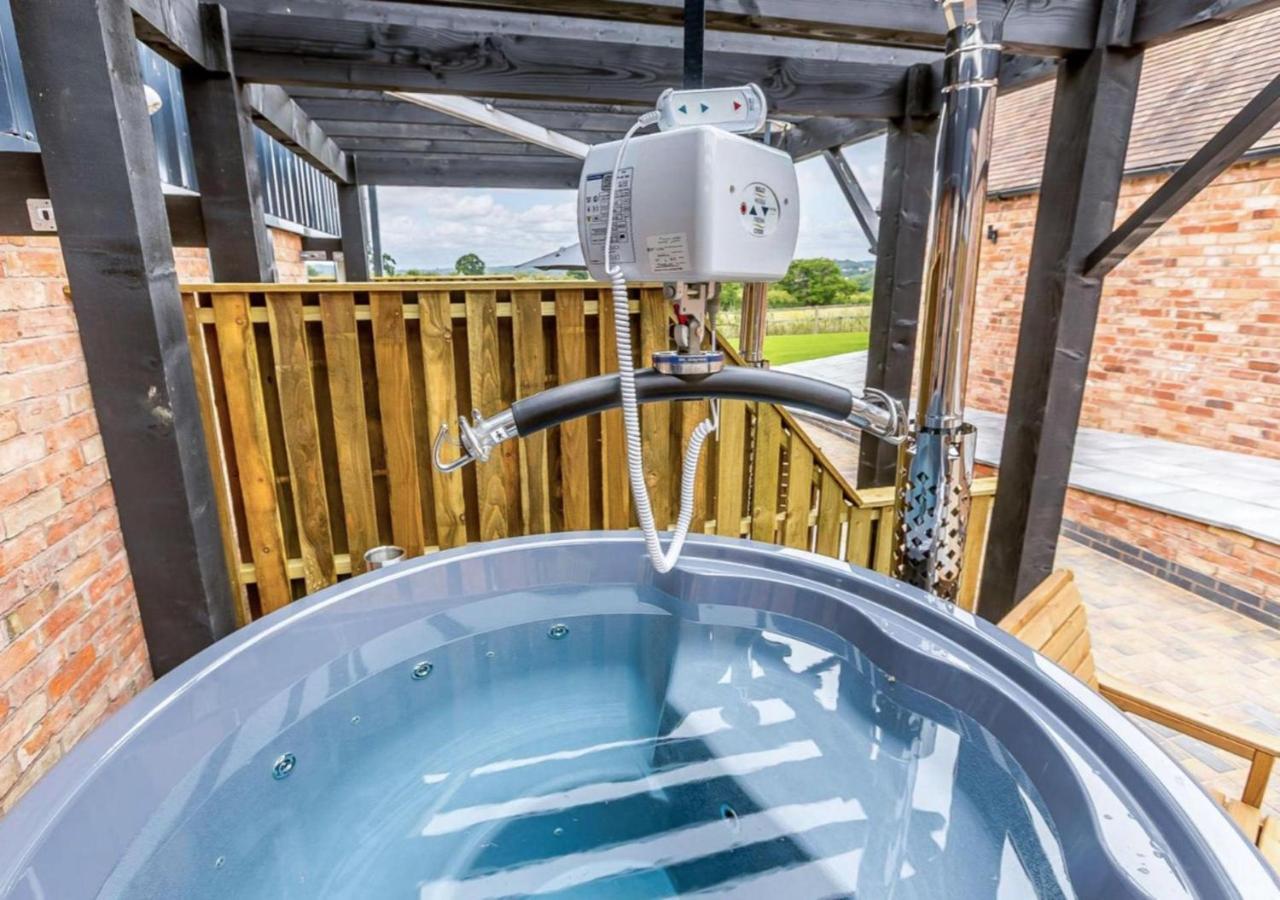Fawn Cottage Disabled Adapted 3 Bedroom Hot Tub Coughton Zewnętrze zdjęcie